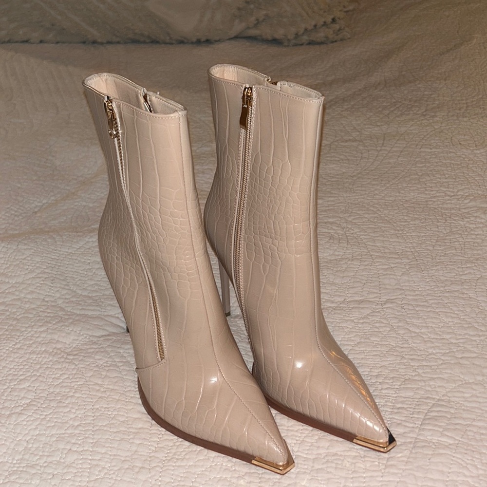 Simmi Shoes heels size 9 women’s